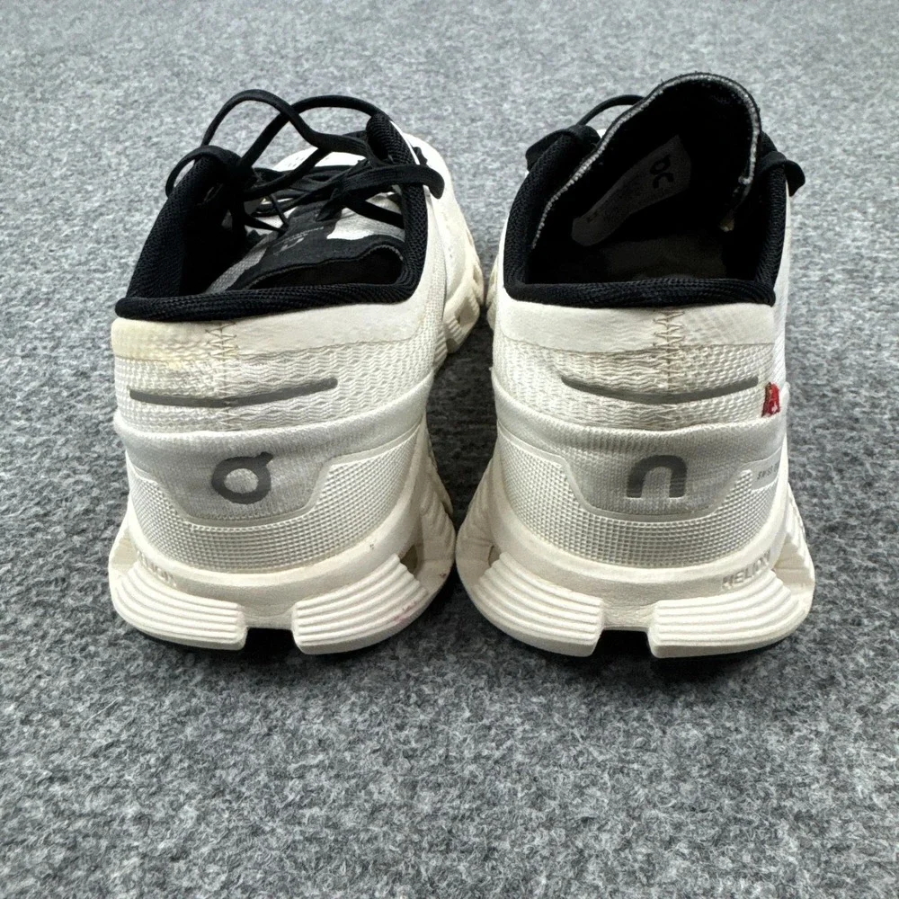 On Running Shoes Womens Size 8.5 White CloudTec Running Sneakers Athletic Mesh
